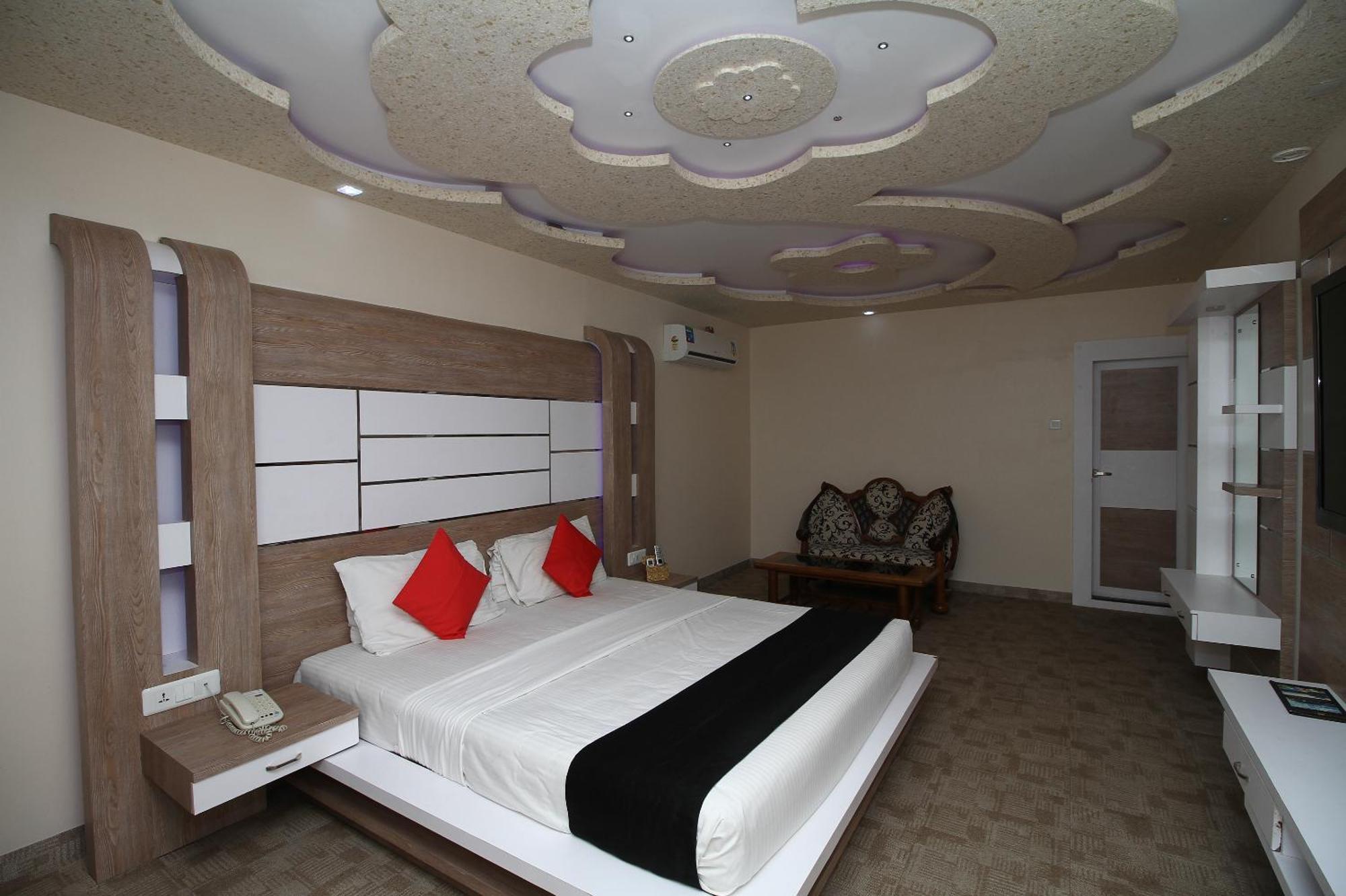 Royal Castle Hotel Negombo Exterior foto