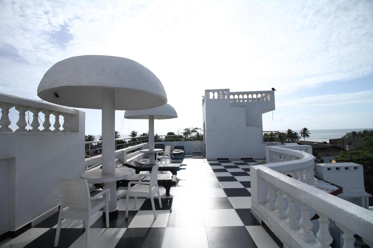 Royal Castle Hotel Negombo Exterior foto